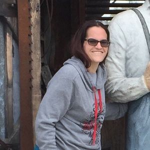 Meet your Posher, Anisia